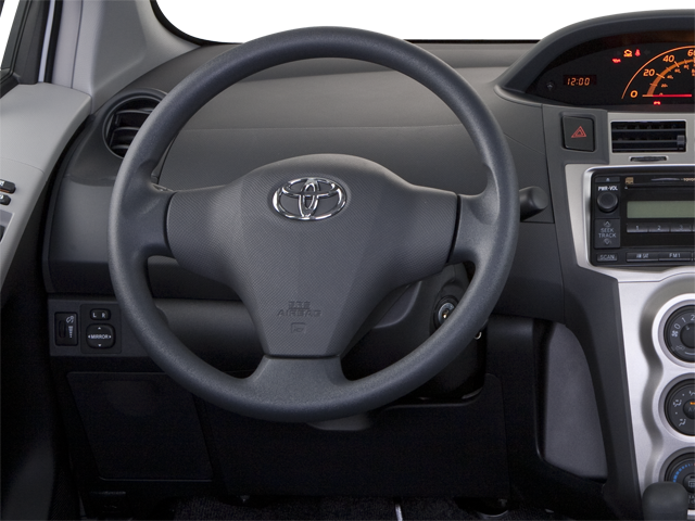2011 Toyota Yaris 3dr Liftback Auto (Natl)