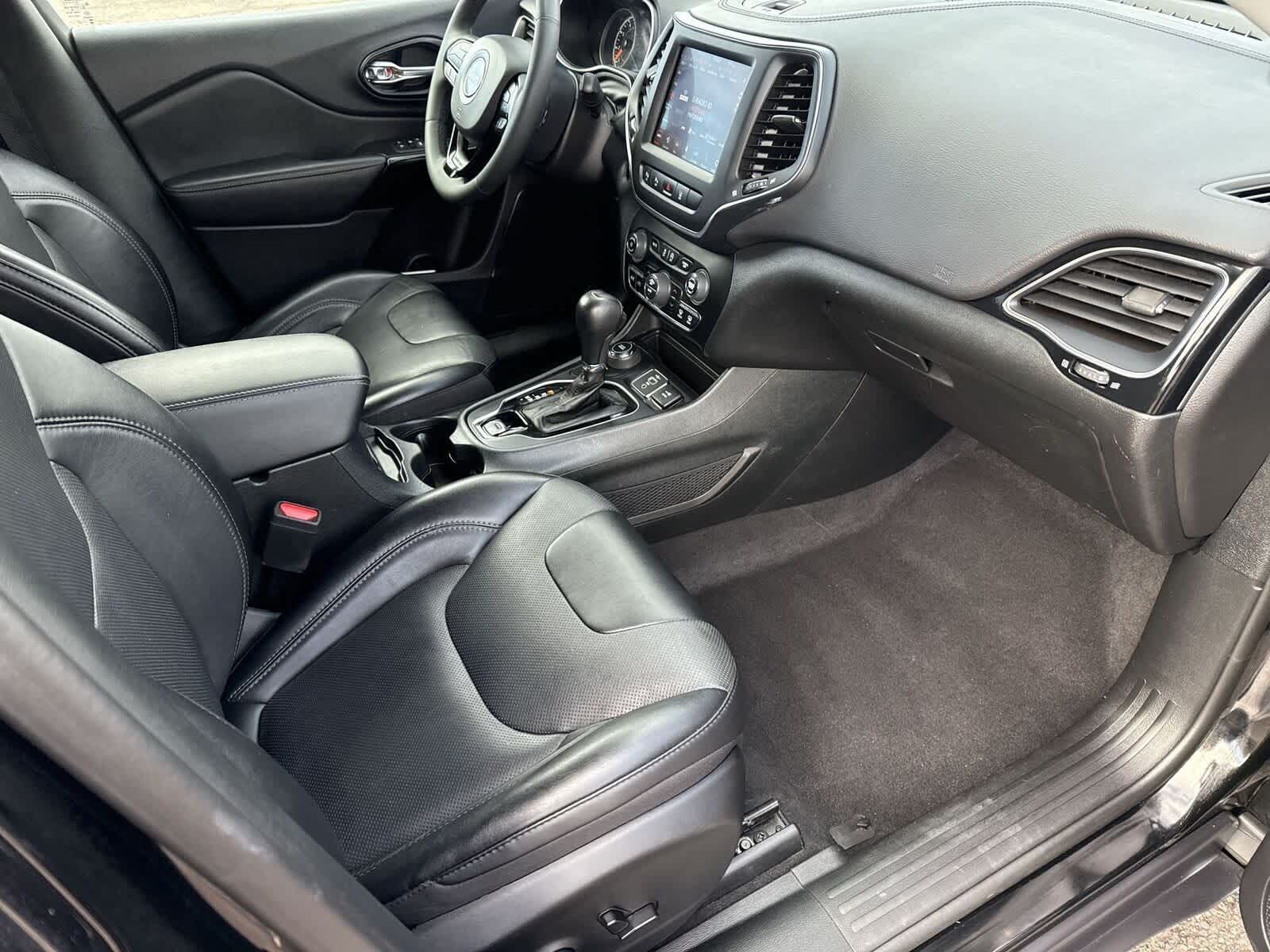 2023 Jeep Cherokee Altitude Lux