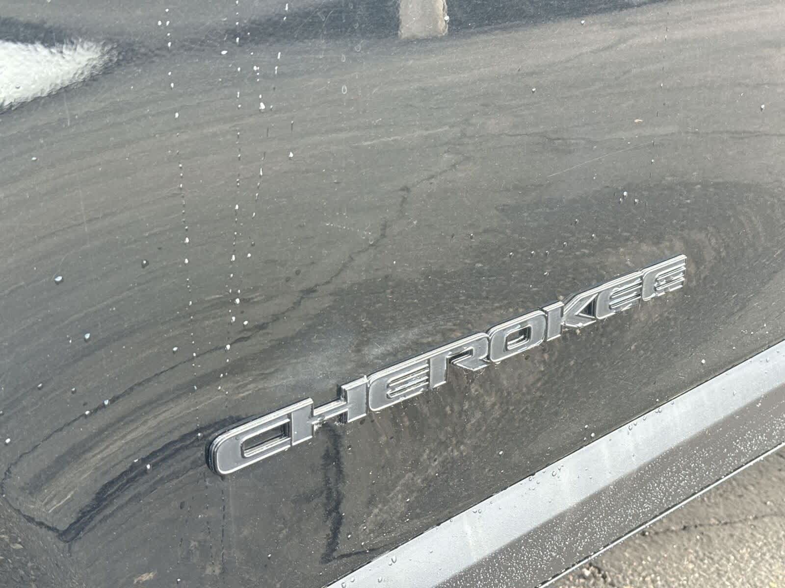 2023 Jeep Cherokee Altitude Lux