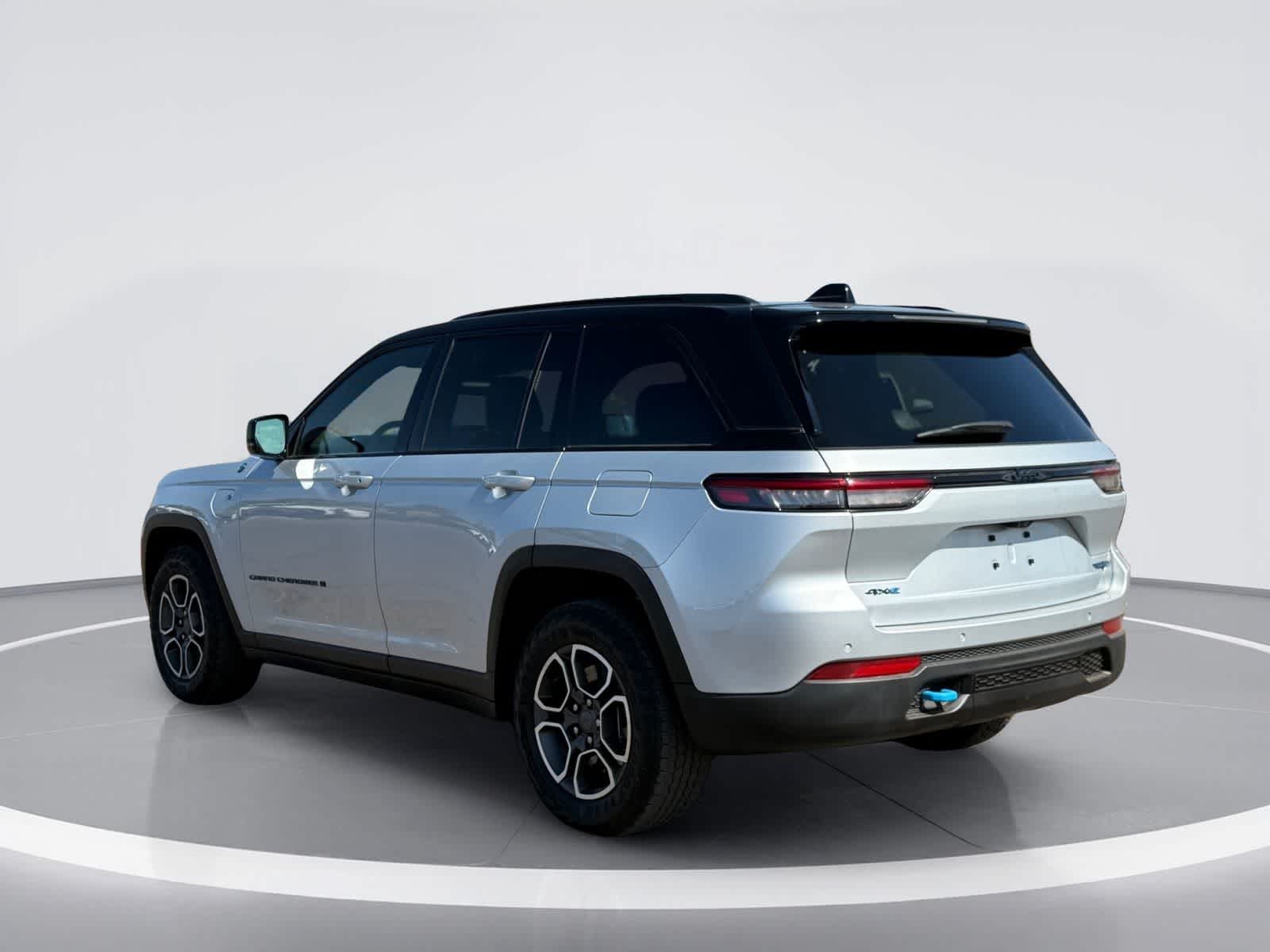 2022 Jeep Grand Cherokee 4xe Trailhawk