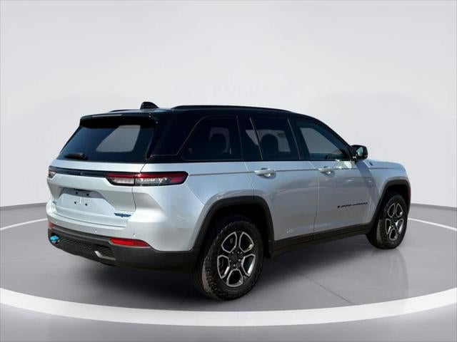 2022 Jeep Grand Cherokee 4xe Trailhawk