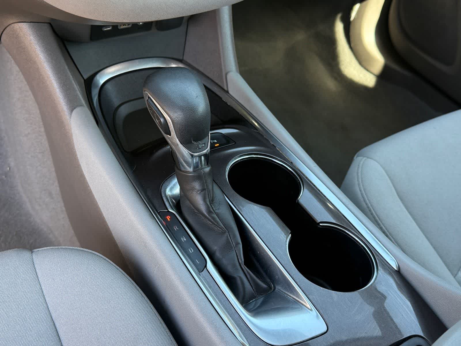 2022 Chevrolet Malibu LS
