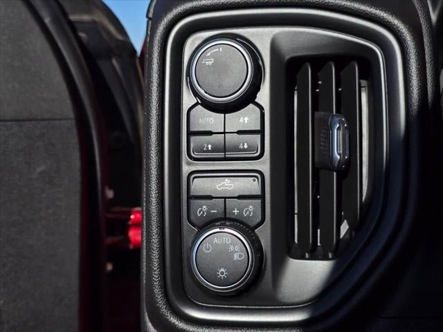 2022 Chevrolet Silverado 1500 LTD Custom Trail Boss