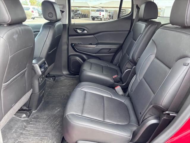 2022 GMC Acadia SLT