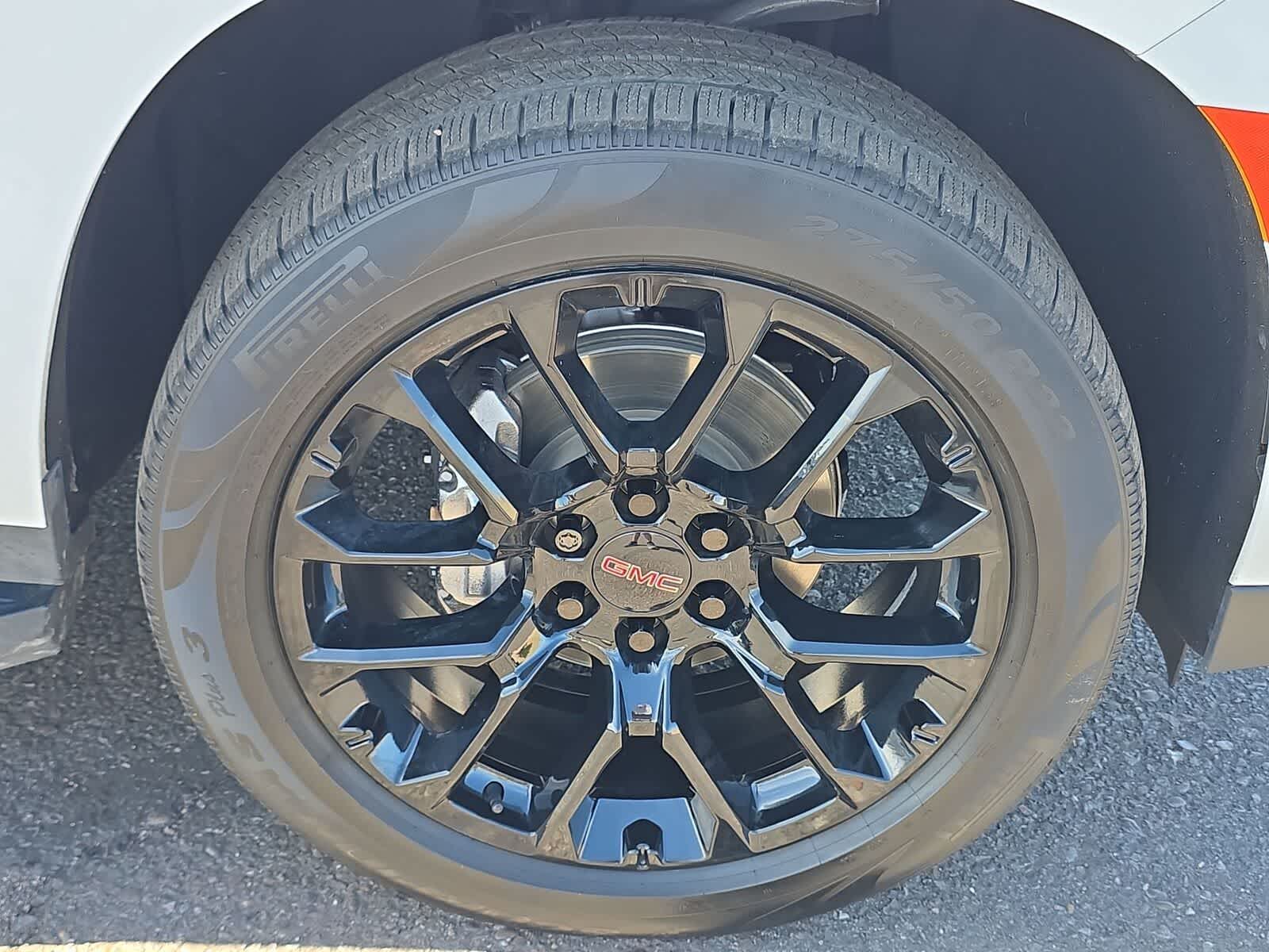 2022 GMC Yukon XL SLT