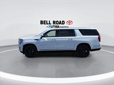 2022 GMC Yukon XL SLT