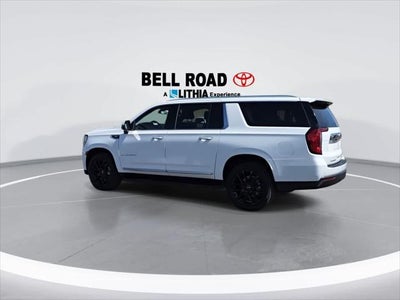 2022 GMC Yukon XL SLT