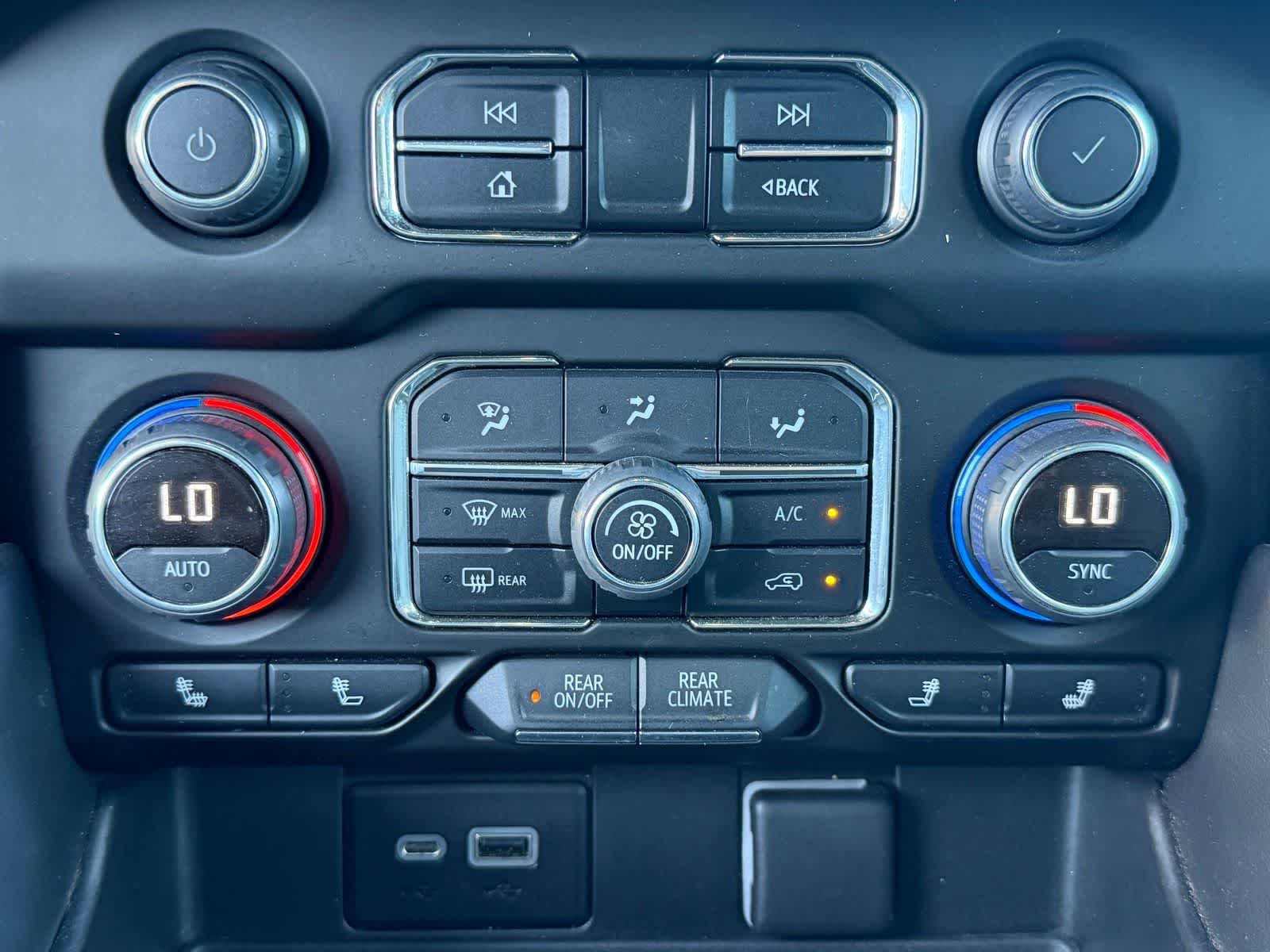 2022 Chevrolet Suburban Z71