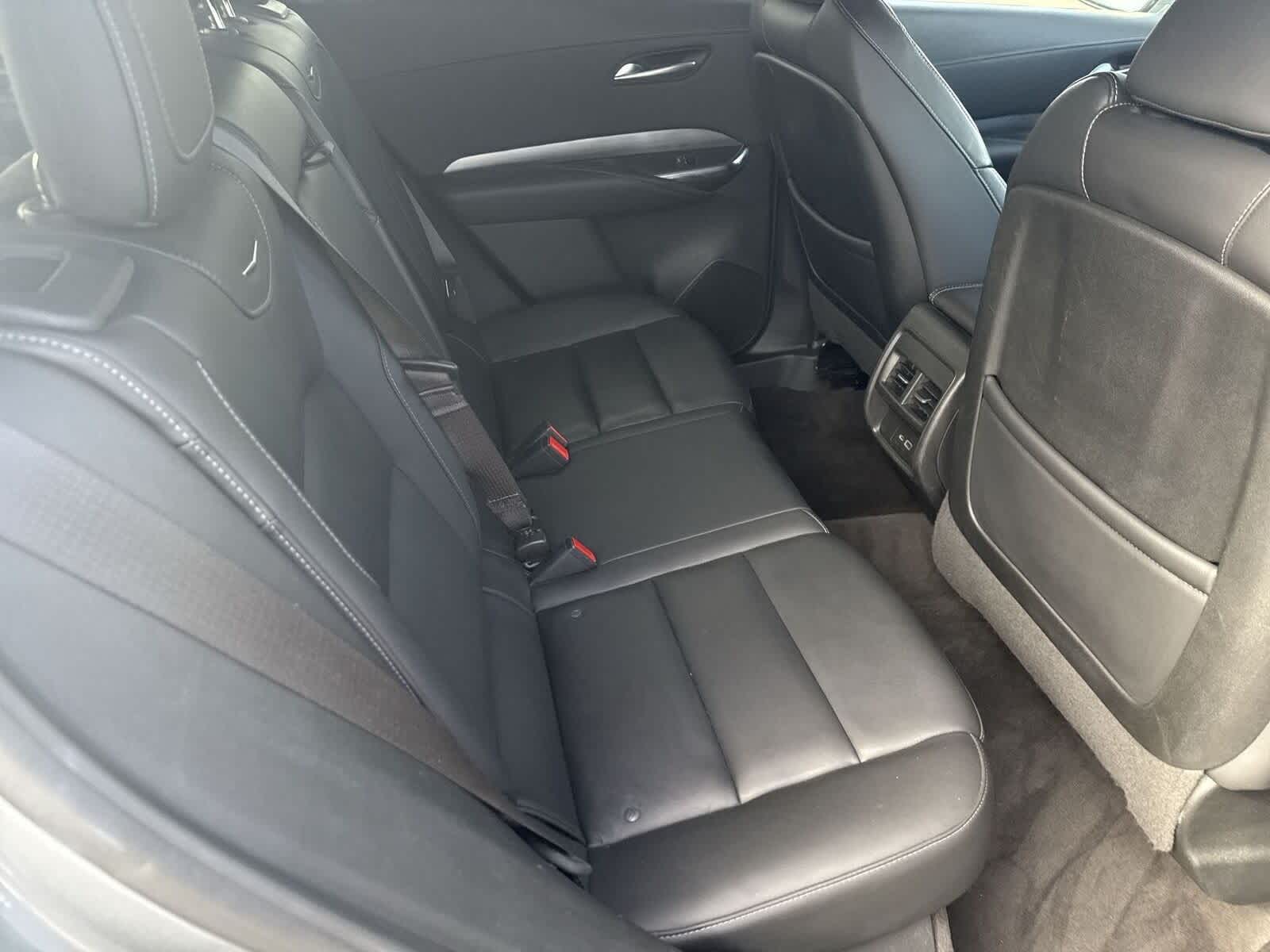 2024 Cadillac XT4 FWD Premium Luxury