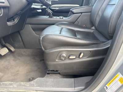 2024 Cadillac XT4 FWD Premium Luxury