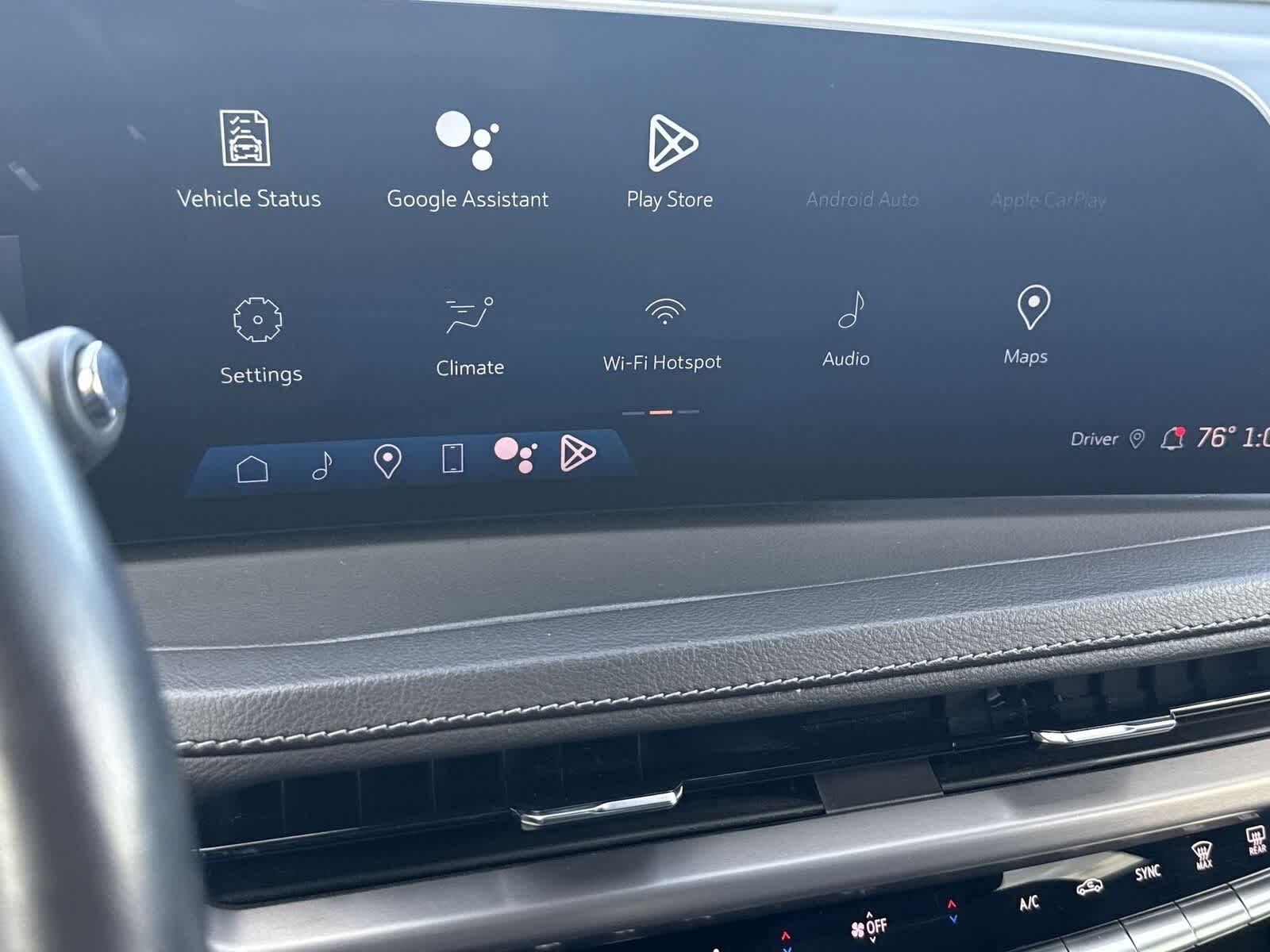 2024 Cadillac XT4 FWD Premium Luxury