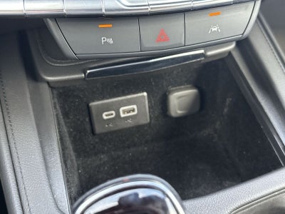 2024 Cadillac XT4 FWD Premium Luxury