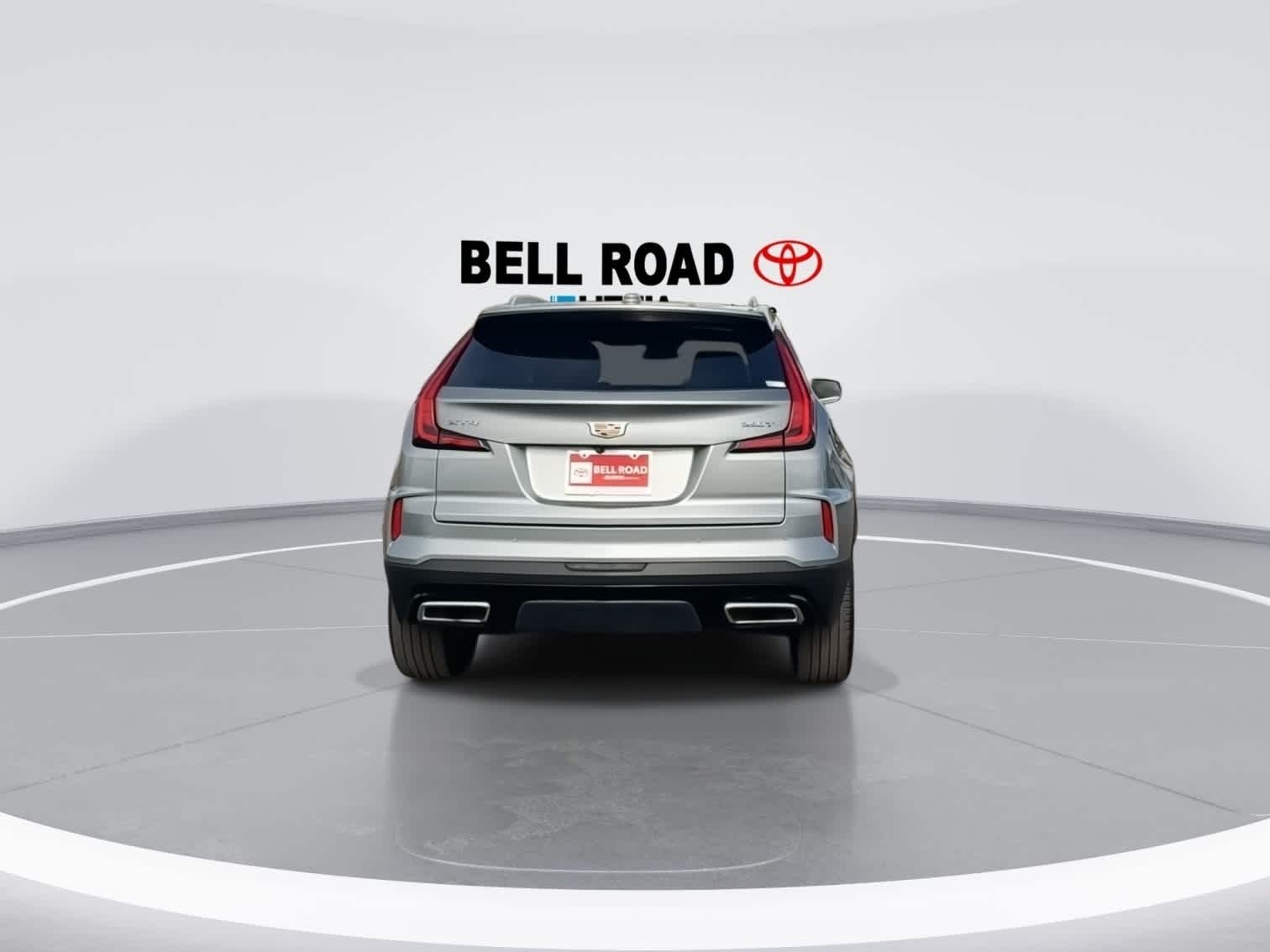 2024 Cadillac XT4 FWD Premium Luxury