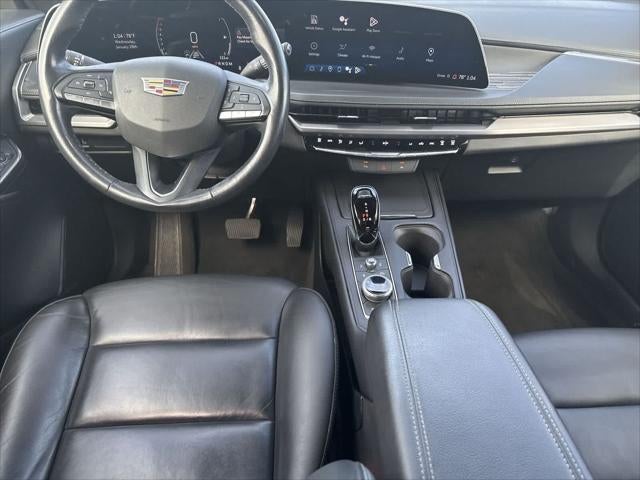 2024 Cadillac XT4 FWD Premium Luxury