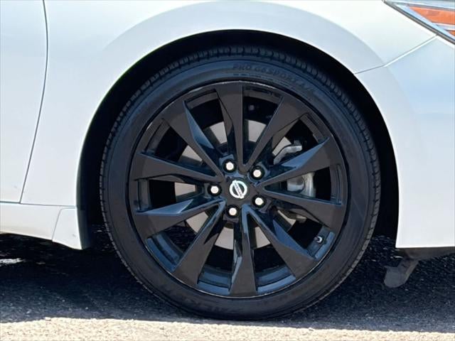 2018 Nissan Maxima SR