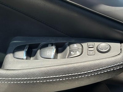 2018 Nissan Maxima SR