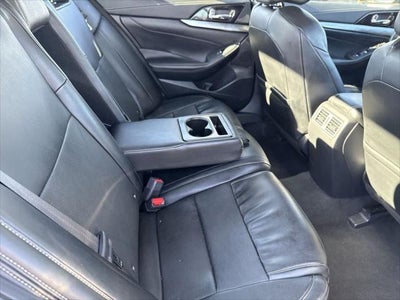 2023 Nissan Maxima SV