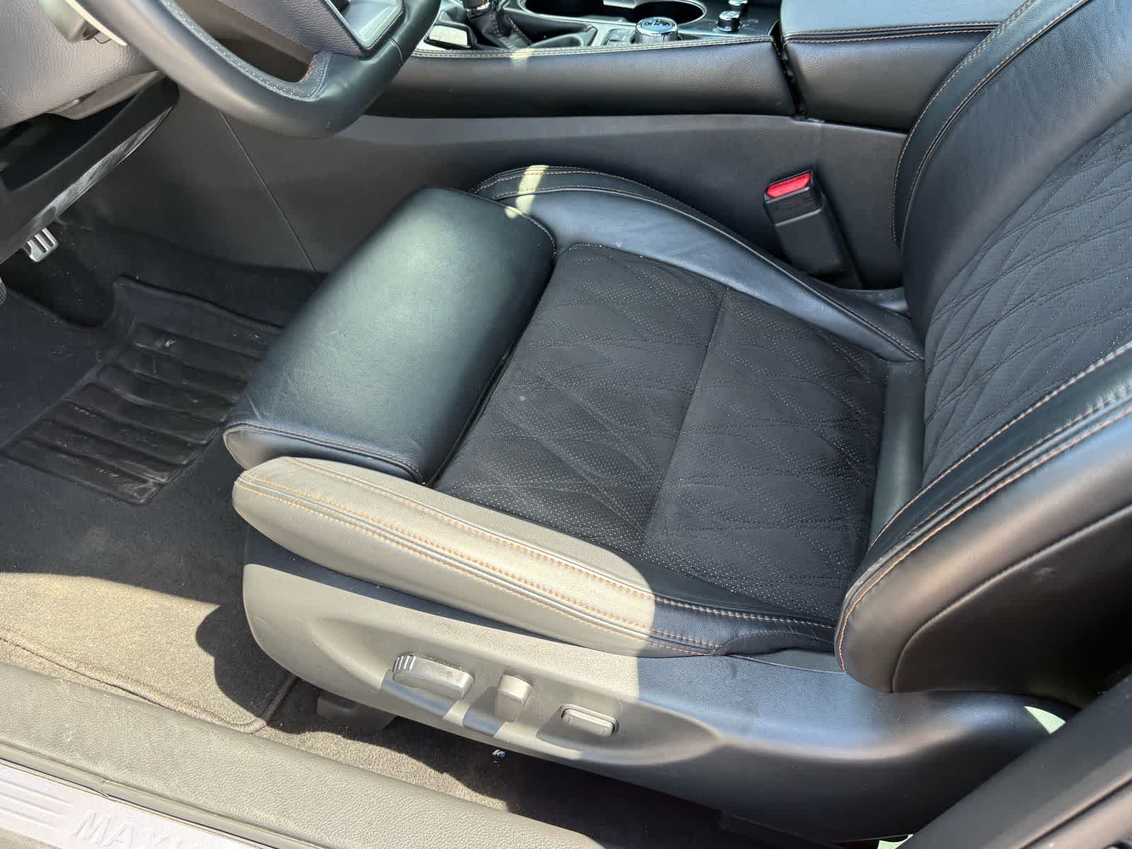 2023 Nissan Maxima SR
