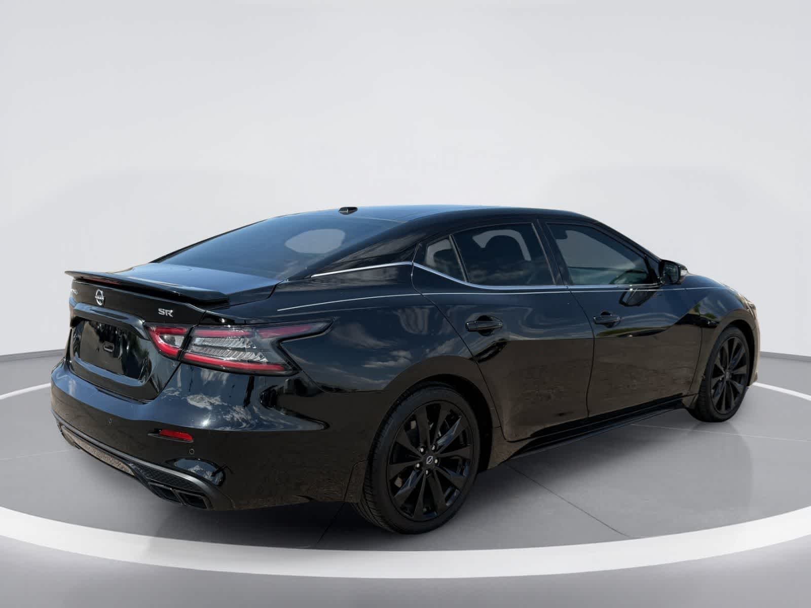 2023 Nissan Maxima SR