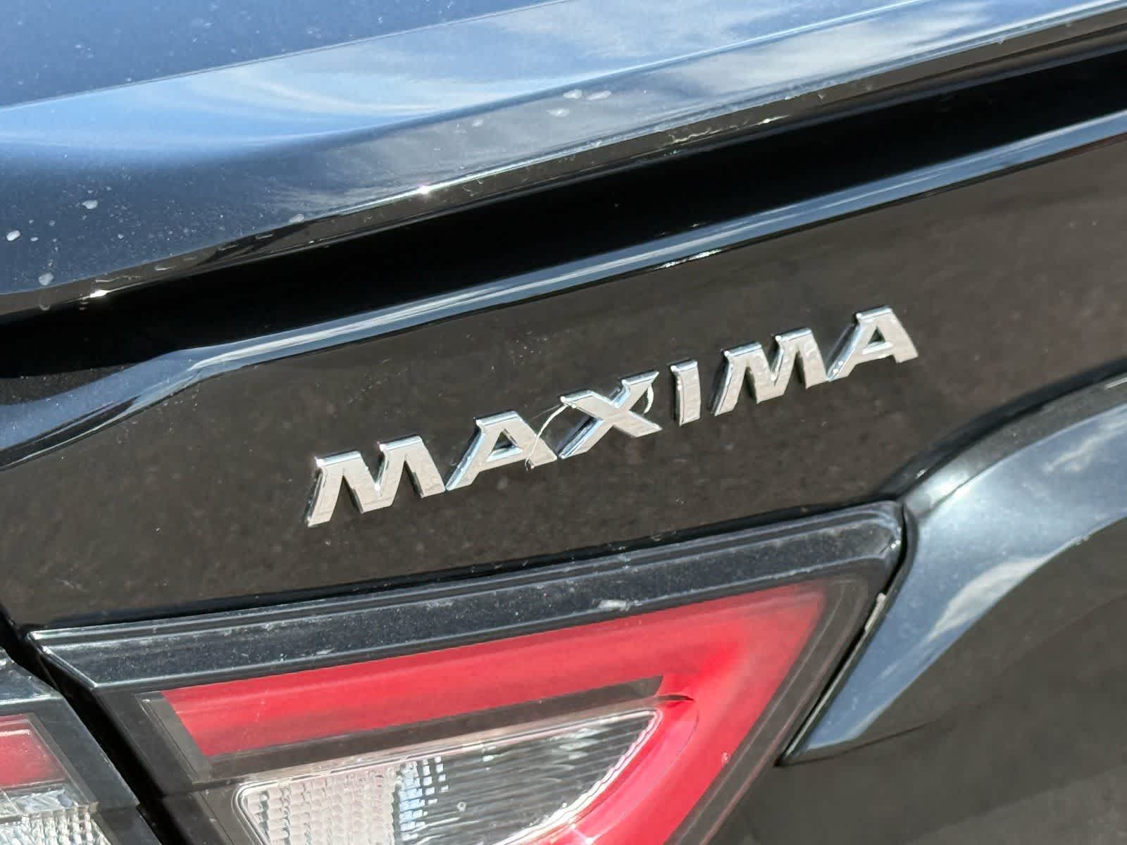 2023 Nissan Maxima SR