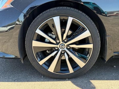 2021 Nissan Altima 2.0 SR