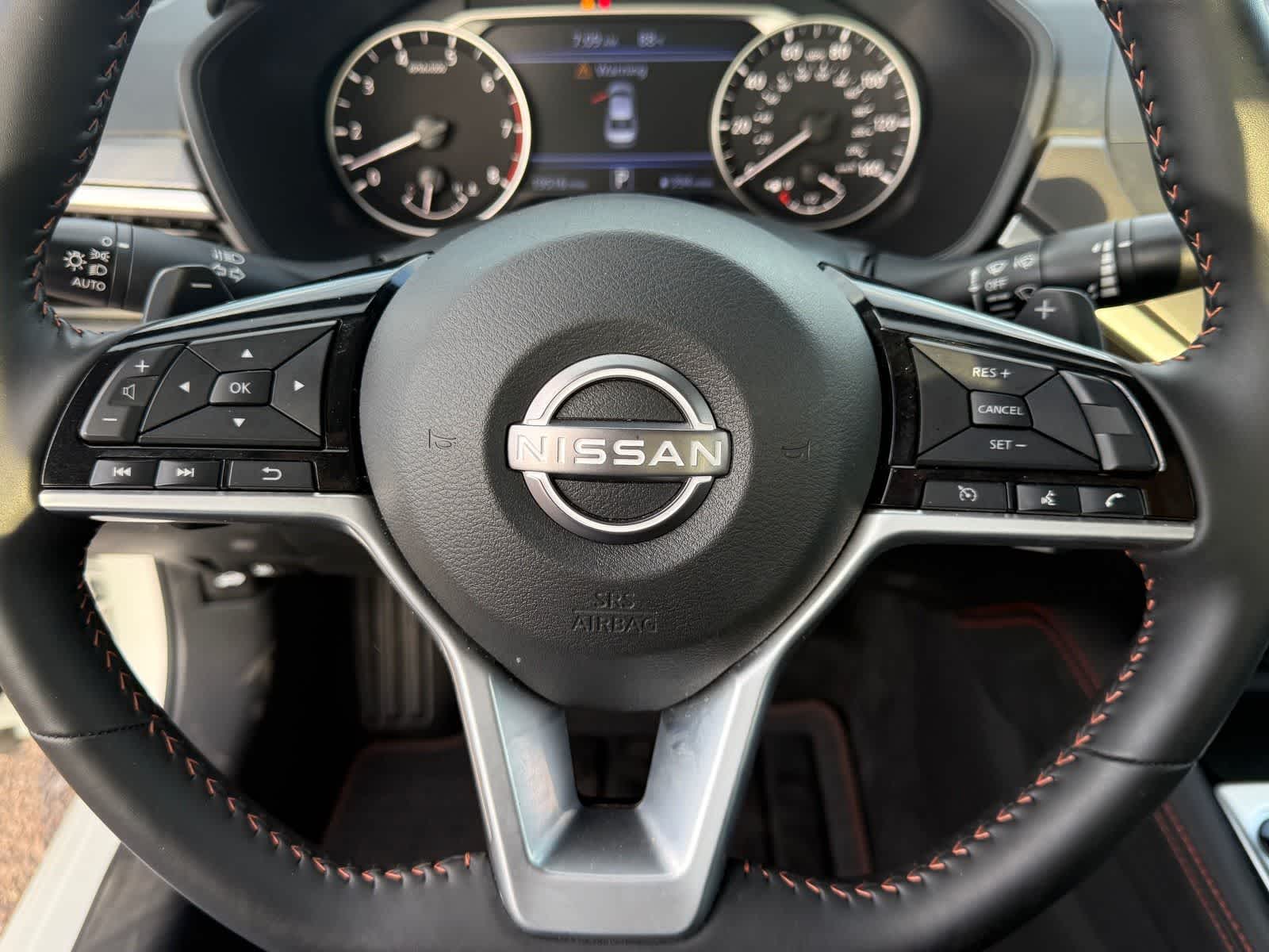 2025 Nissan Altima SR