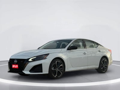 2025 Nissan Altima SR