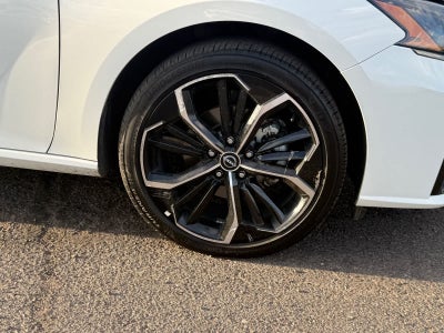 2025 Nissan Altima SR