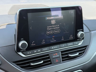 2025 Nissan Altima SR