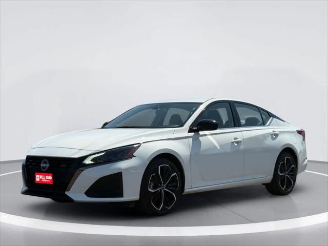 2025 Nissan Altima SR
