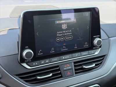 2025 Nissan Altima SR