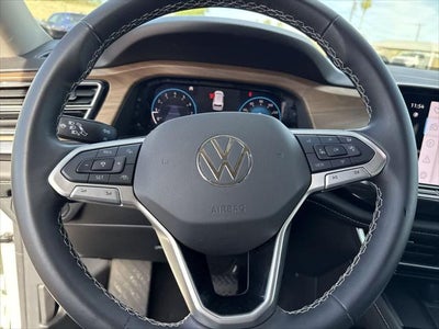 2024 Volkswagen Atlas 2.0T SE w/Technology