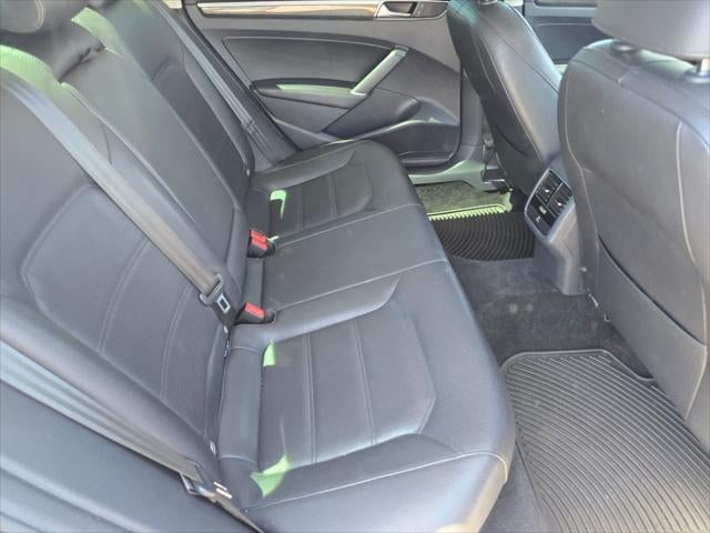 2017 Volkswagen Passat 1.8T SE