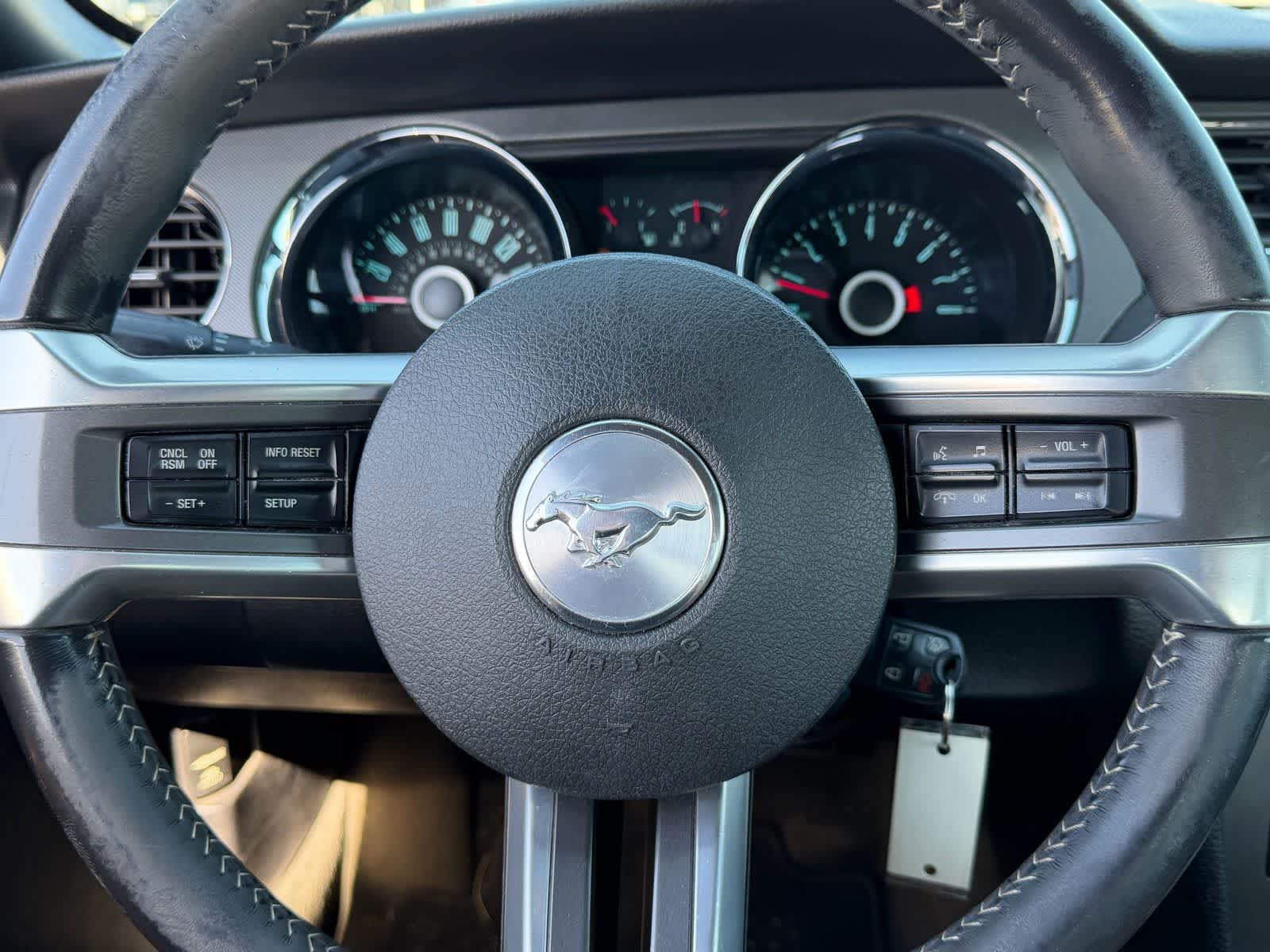 2014 Ford Mustang V6