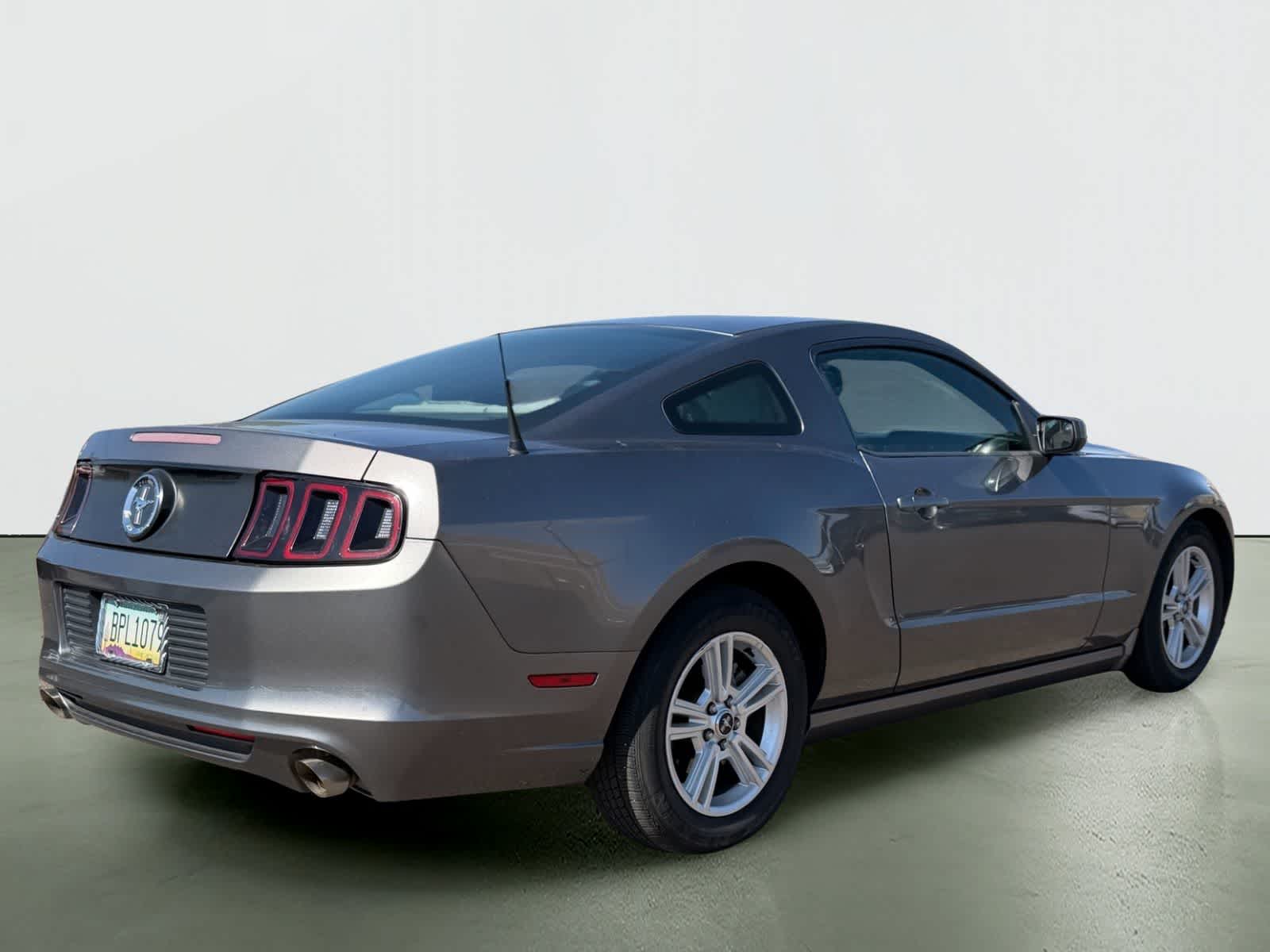 2014 Ford Mustang V6