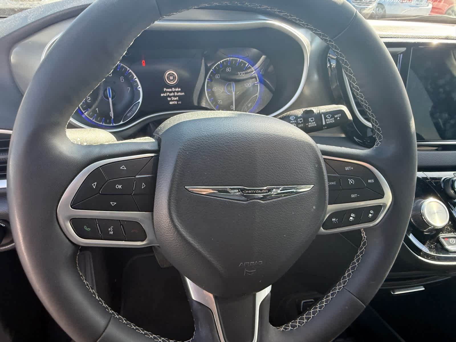 2025 Chrysler Pacifica Select