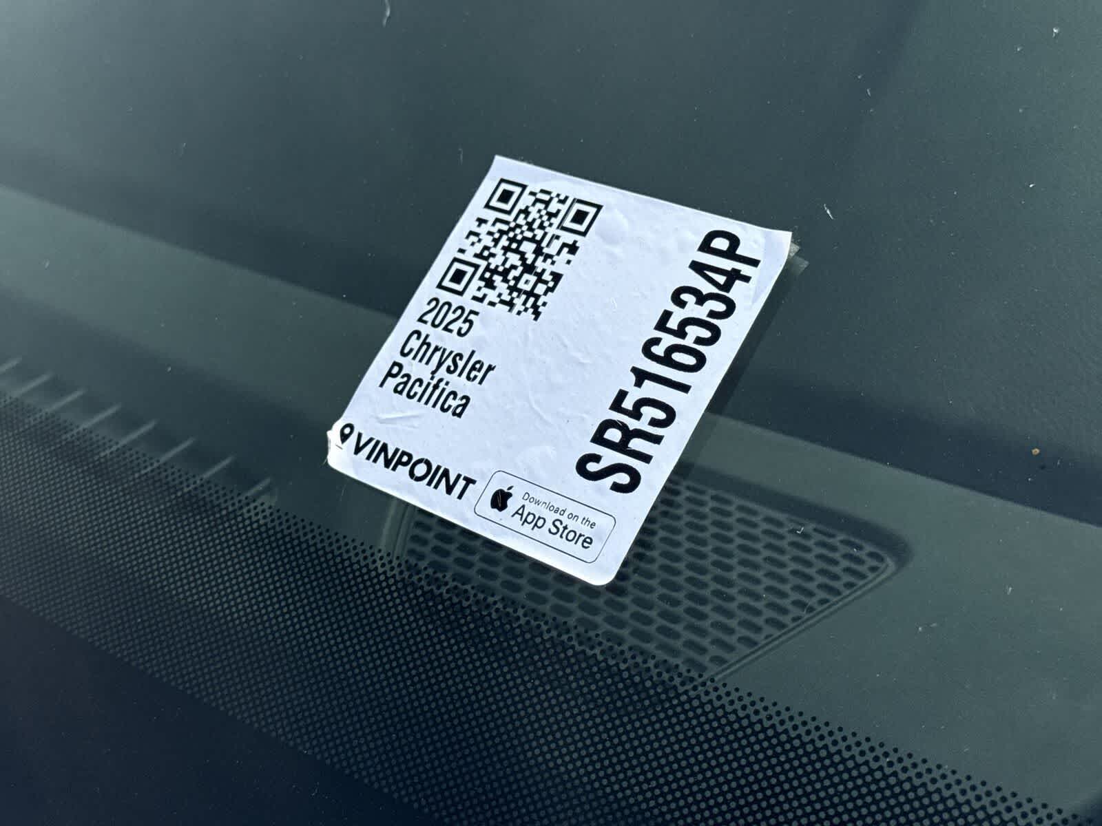 2025 Chrysler Pacifica Select