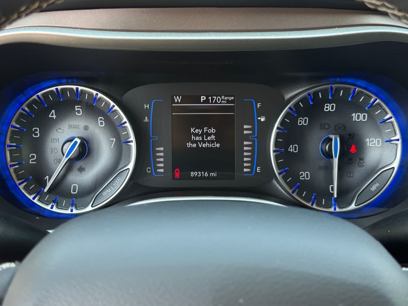 2022 Chrysler Voyager LX