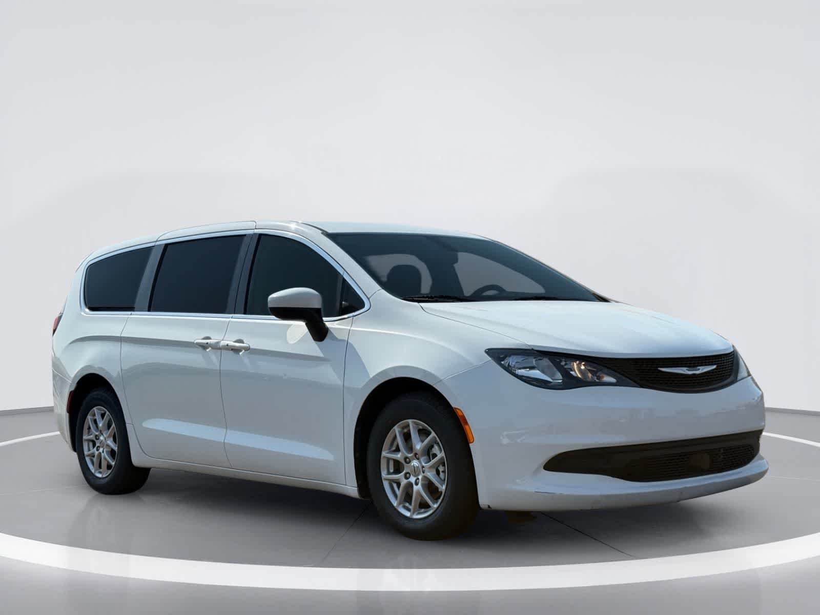 2022 Chrysler Voyager LX