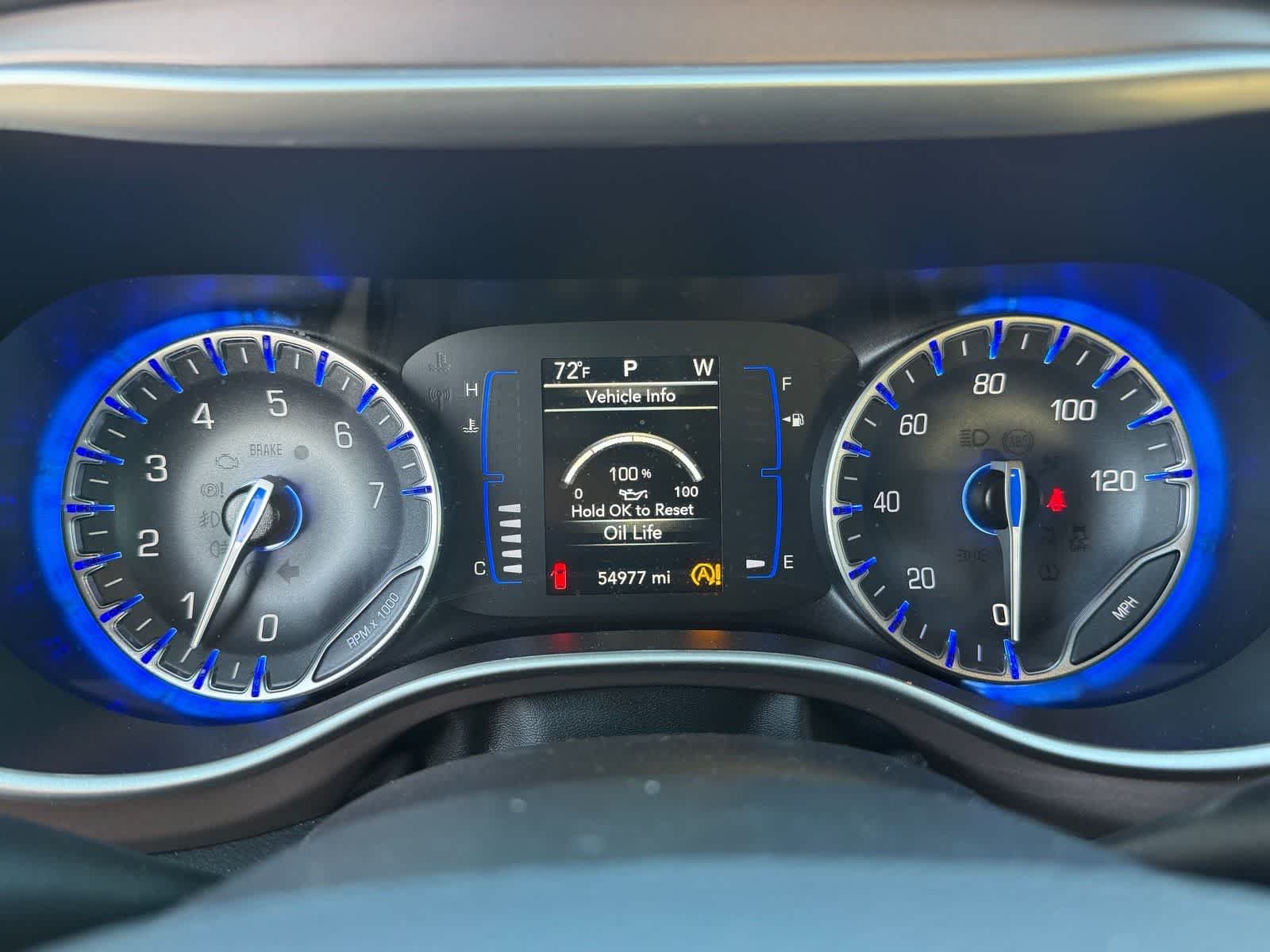 2024 Chrysler Voyager LX
