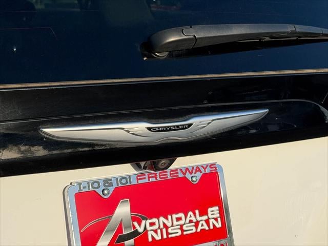 2024 Chrysler Voyager LX