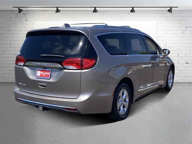 2017 Chrysler Pacifica Touring-L Plus