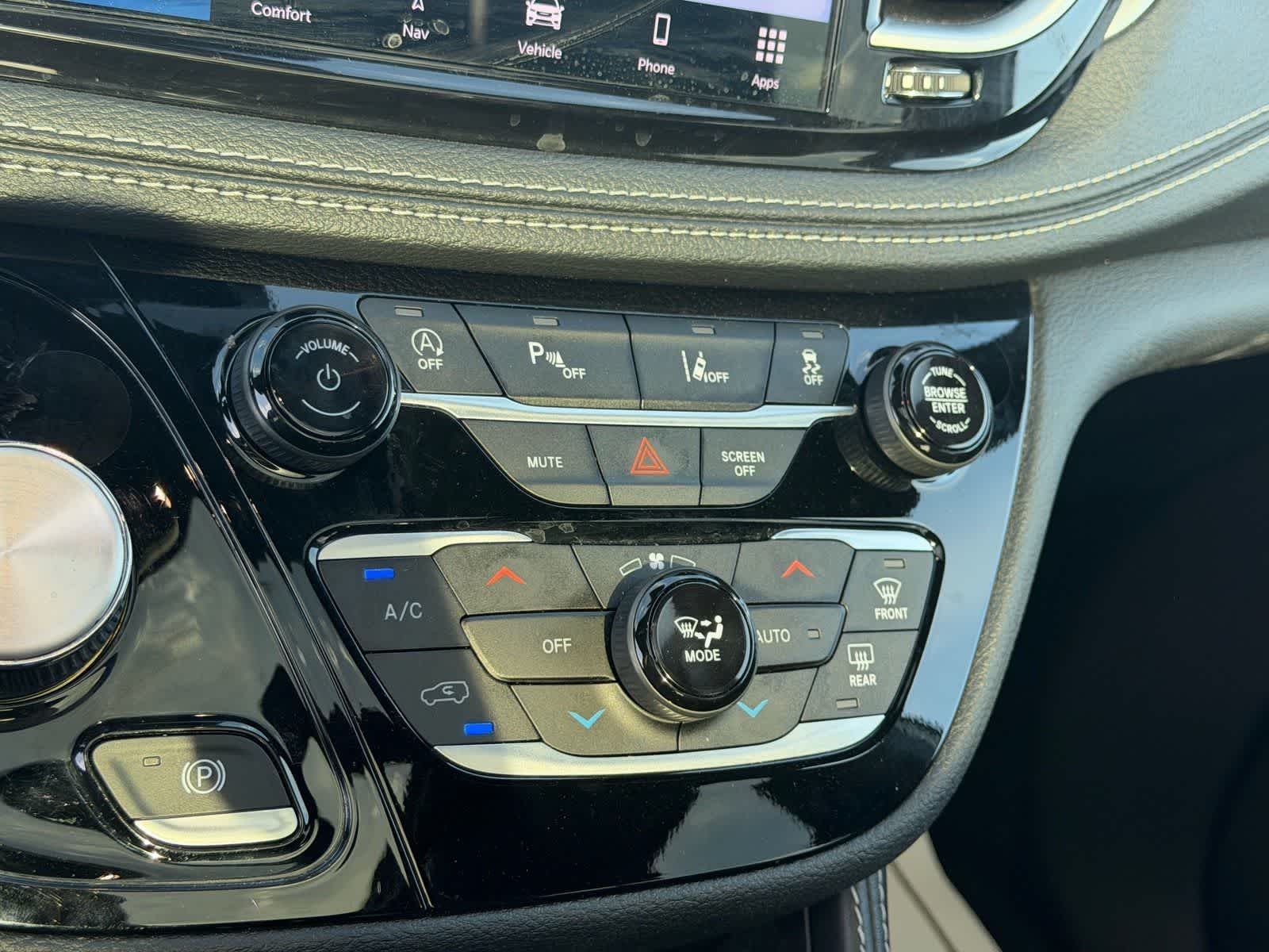 2025 Chrysler Pacifica Limited