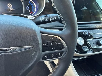 2023 Chrysler Pacifica Hybrid Limited