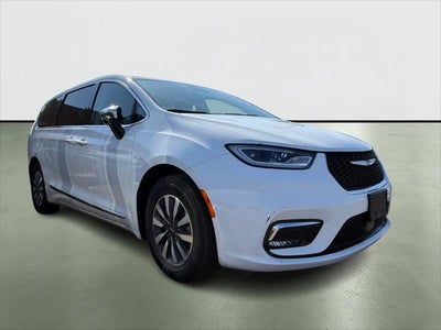 2023 Chrysler Pacifica Hybrid Limited
