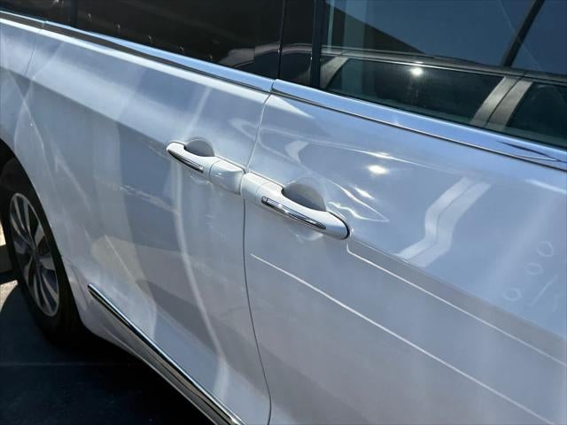 2023 Chrysler Pacifica Hybrid Limited