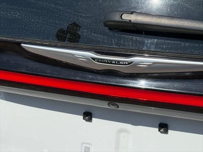 2023 Chrysler Pacifica Hybrid Limited