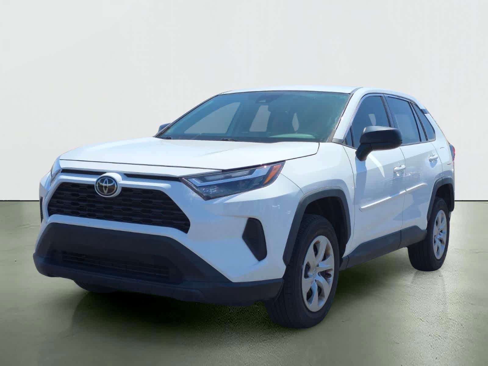 2023 Toyota RAV4 LE