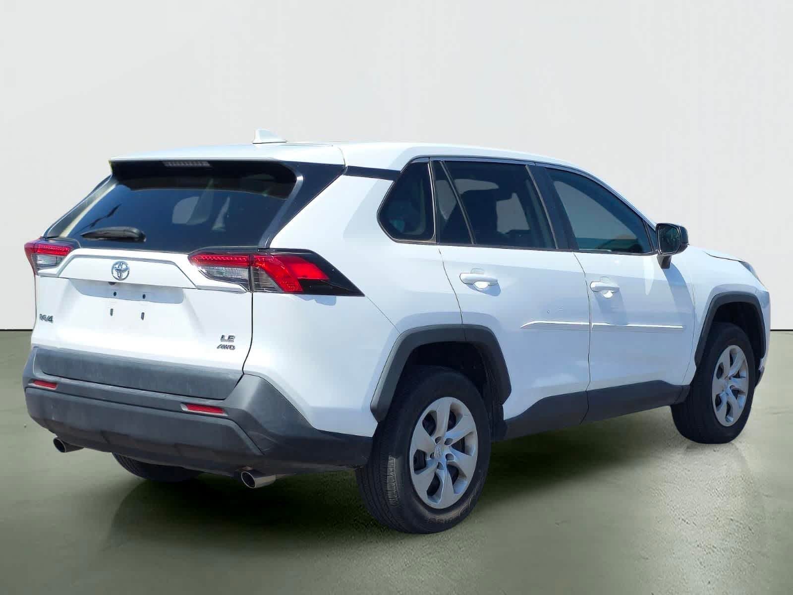 2023 Toyota RAV4 LE