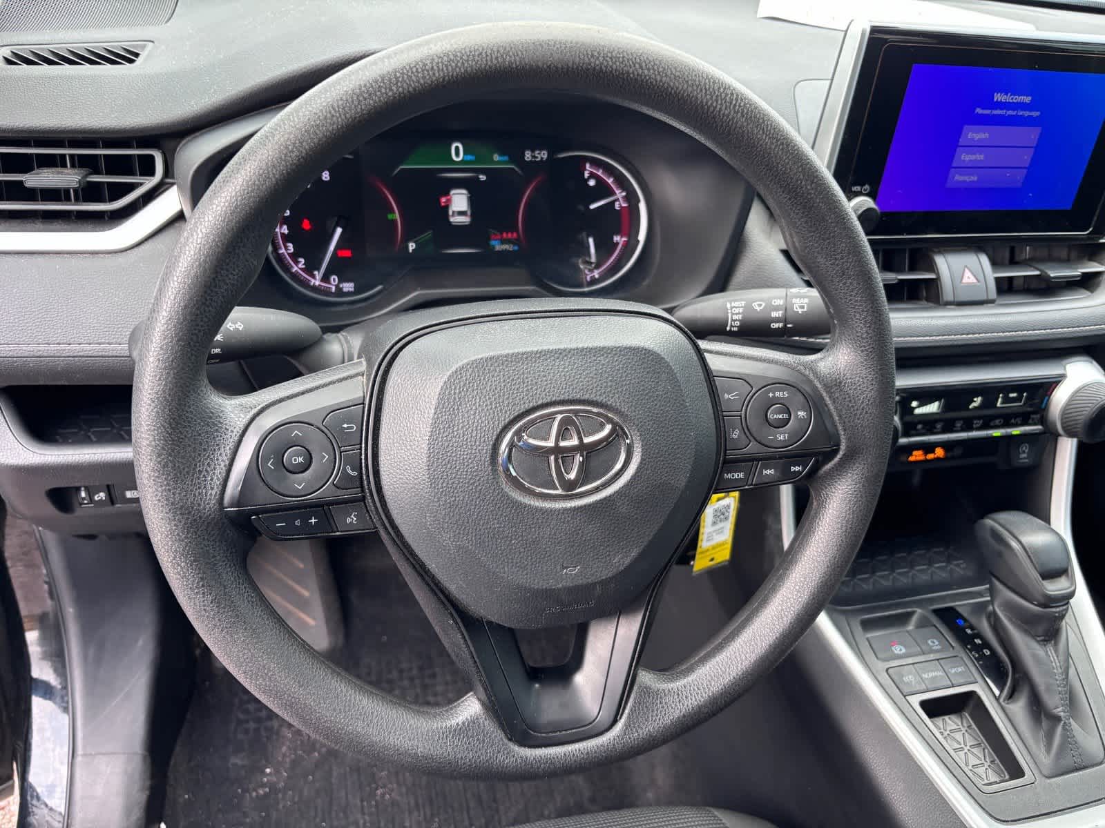 2025 Toyota RAV4 LE